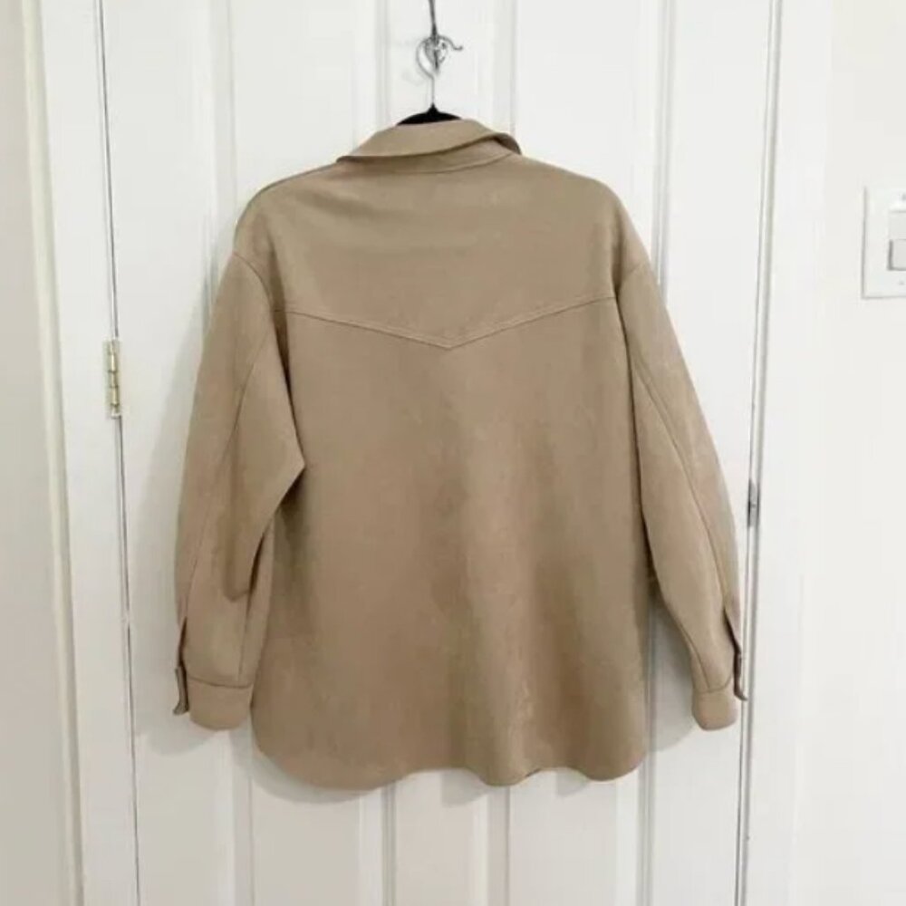 Women Zara Faux Suede Snap Front Shacket Relaxed Fit in Beige Tan Size Small - Picture 2 of 6